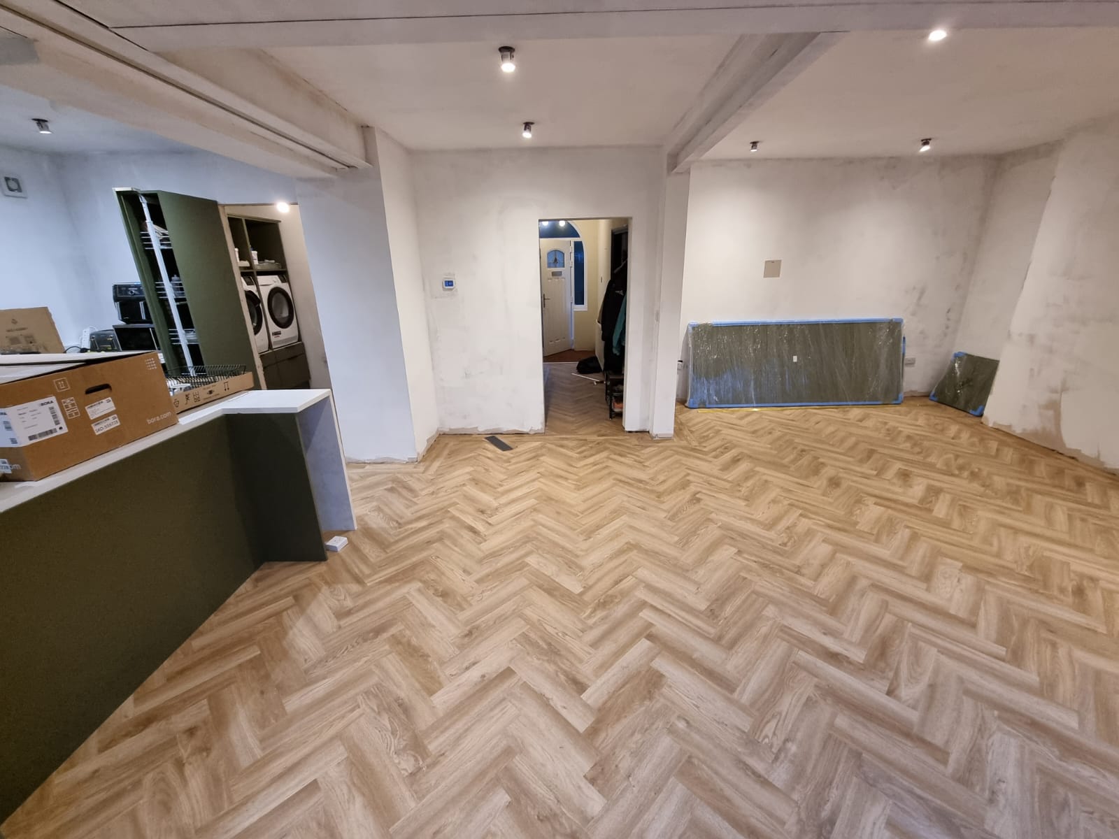 Interior with fitted flooring